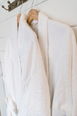 maison_bray_loft_bathrobes